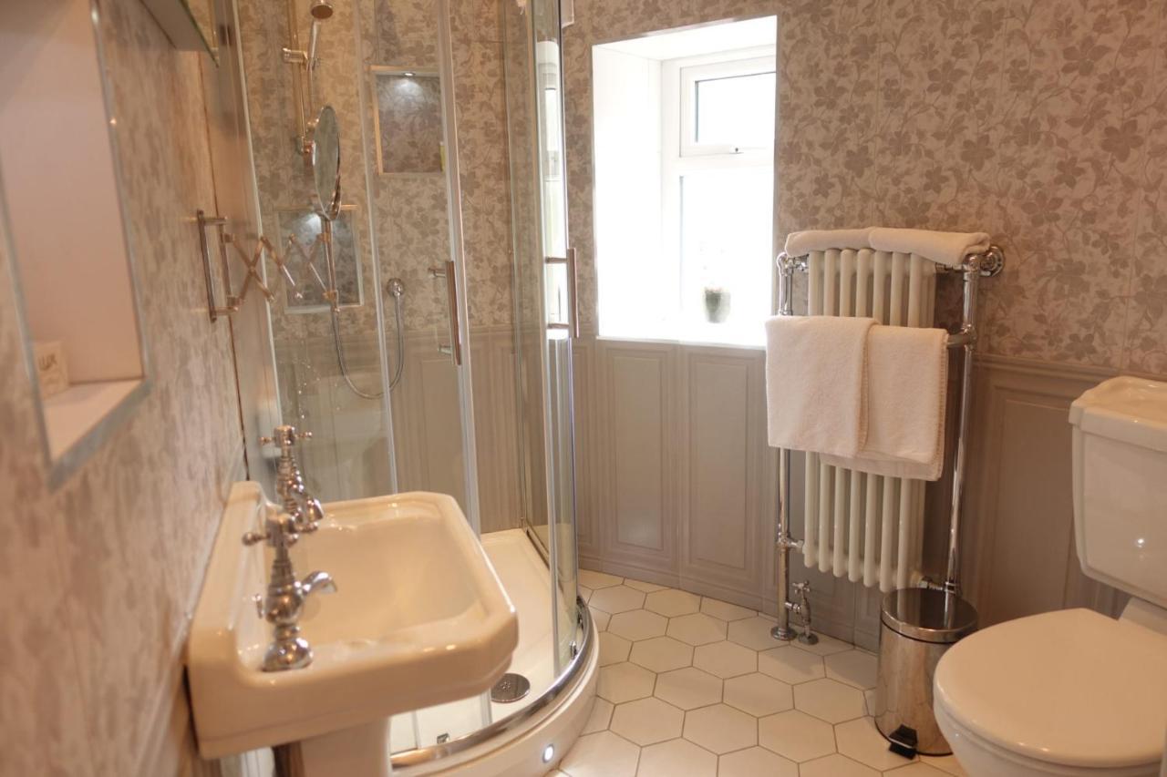 Courtmacsherry Hotel Extérieur photo